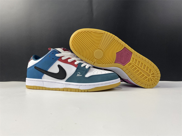 TB Parra x Nike SB Dunk Low DH7695-100