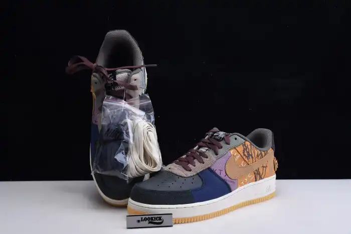 Reps LY AIR FORCE 1 LOW TRAVIS SCOTT CACTUS JACK CN2405-900