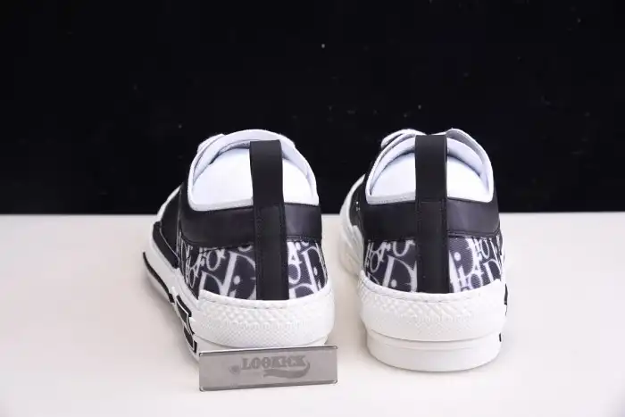 Rep LY DR B23 Low Top Oblique Sneaker Black & White