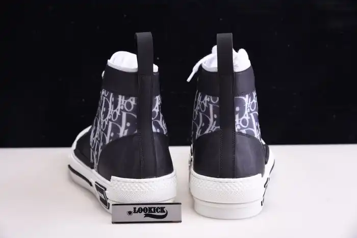 Bmlin Shoes DR B23 High Top Oblique Sneaker Black & White