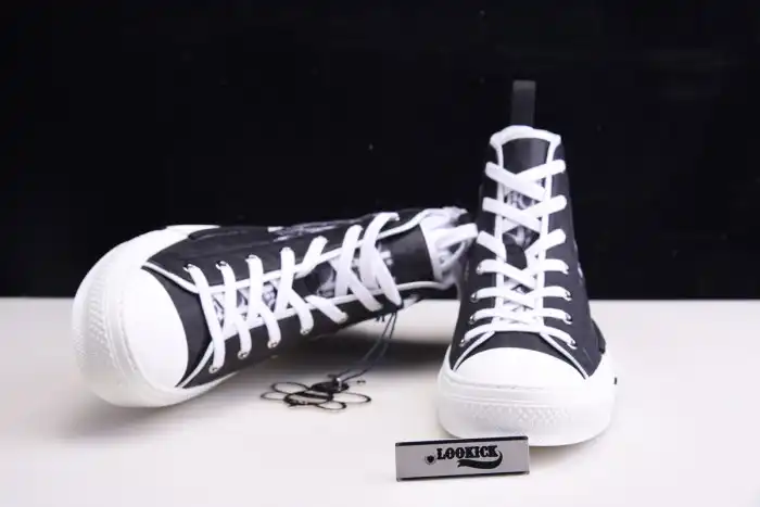 Bmlin Shoes DR B23 High Top Oblique Sneaker Black & White