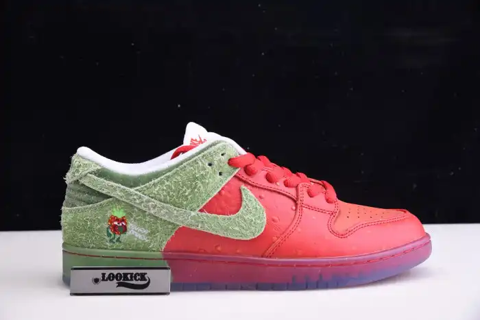 Cheap LY Nike SB Dunk Low Strawberry Cough CW7093-601