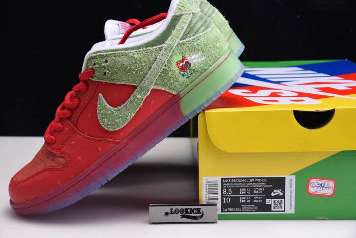 KICKWHO Nike SB Dunk Low Strawberry Cough CW7093-601