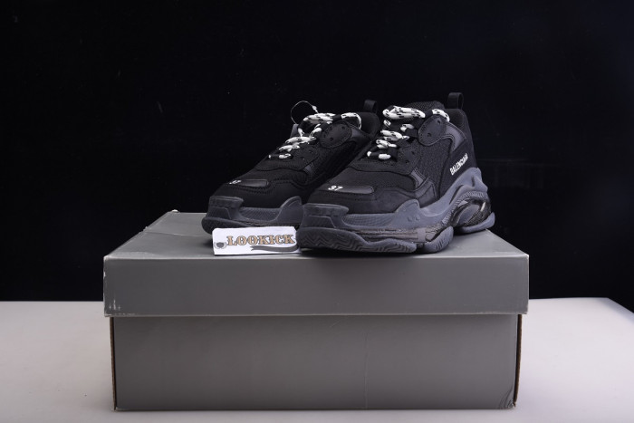 KICKWHO BLCG Wmns Triple S Trainer 'Black Clear Sole' 544351 W09O1 1000