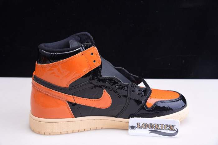 TB Air Jordan 1 Retro High Shattered Backboard 3.0 - 555088-028