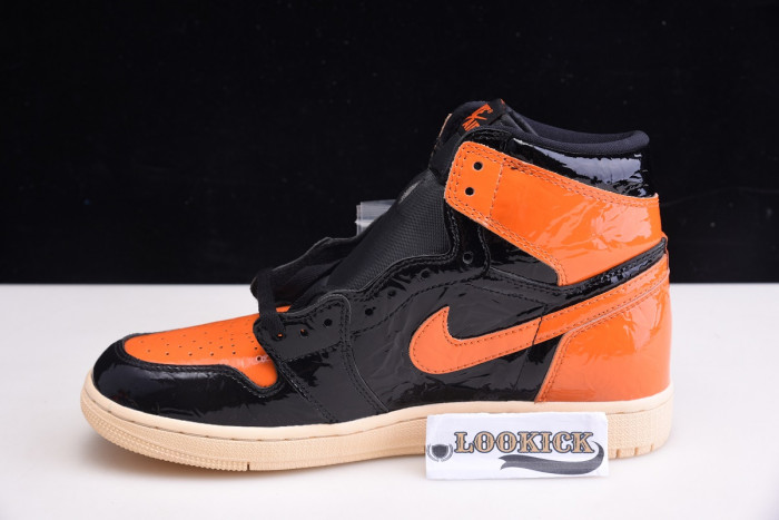 TB Air Jordan 1 Retro High Shattered Backboard 3.0 - 555088-028