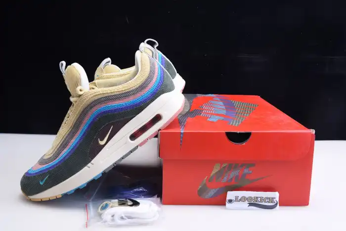 Reps LY AIR MAX 1 97 SEAN WOTHERSPOON AJ4219-400