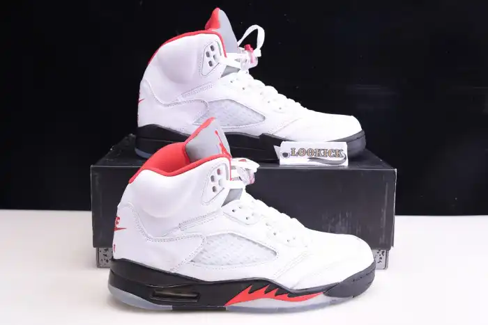 Bmlin Air Jordan 5 Retro Fire Red Silver Tongue (2020) DA1911-102