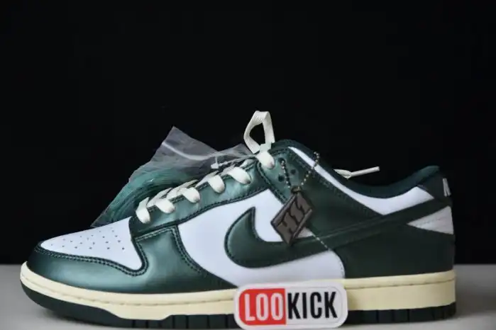 Bmlin Nike Dunk Low Vintage Green (W) DQ8580-100