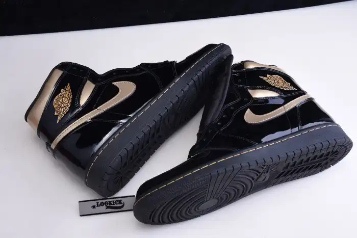 Affordable AIR JORDAN 1 RETRO HIGH BLACK METALLIC GOLD (2020) 555088-032