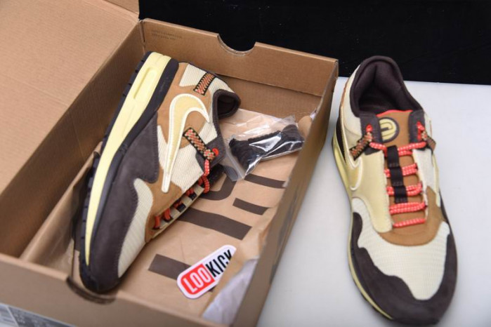 TB TRAVIS SCOTT x NIKE AIR MAX 1 DO9392-200