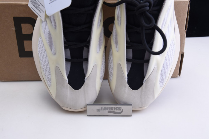 TB Adidas Yeezy Boost 700 V3 Azael FW4980