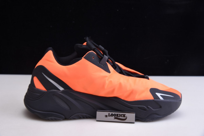 TB Adidas Yeezy Boost 700 MNVN Orange FV3258