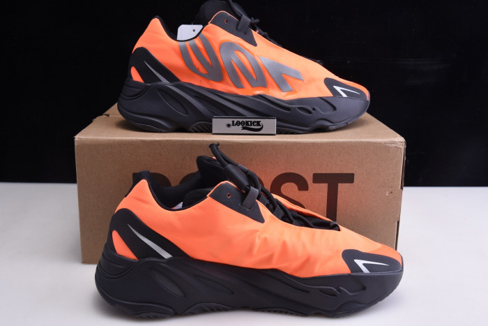 TB Adidas Yeezy Boost 700 MNVN Orange FV3258