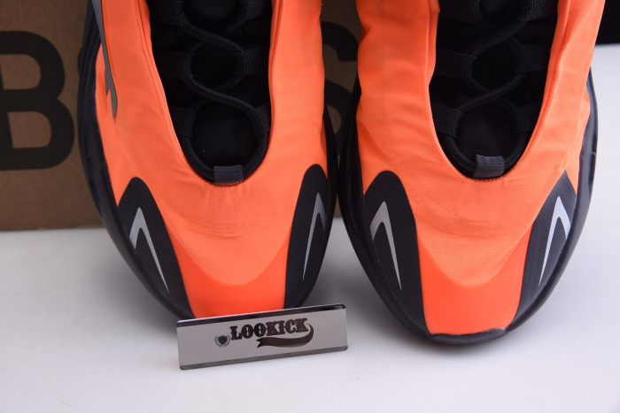 TB Adidas Yeezy Boost 700 MNVN Orange FV3258