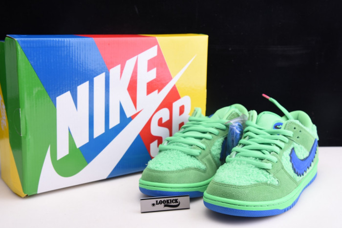 KICKWHO Grateful Dead x Nike SB Dunk Low Green Bear CJ5378-300