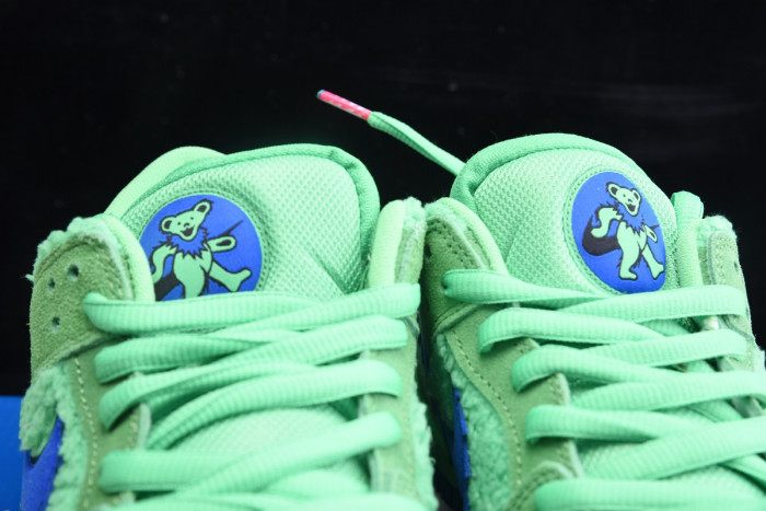 KICKWHO Grateful Dead x Nike SB Dunk Low Green Bear CJ5378-300