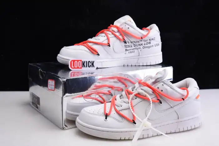 Bmlin NIKE DUNK LOW OFF-WHITE WHITE CT0856- 900