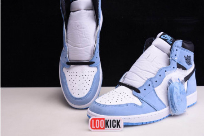 TB AIR JORDAN 1 RETRO HIGH WHITE UNIVERSITY BLUE BLACK 555088-134