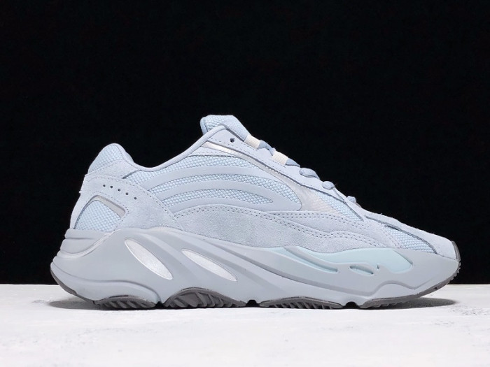 TB Adidas Yeezy Boost 700 v2 Hospital Blue FV8424