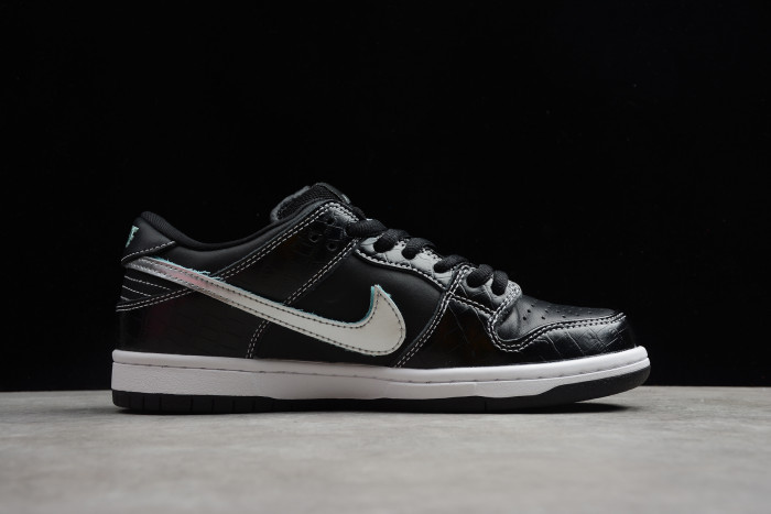 KICKWHO Nike SB Dunk Low Diamond Supply Co Black Diamond BV1310-001