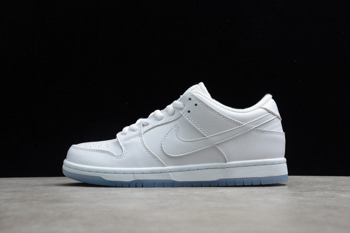 TB Nike Dunk SB Low White Ice 304292-100