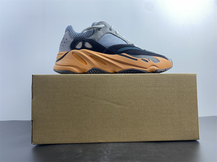 TB Adidas Yeezy Boost 700 V2 Sun GW0296