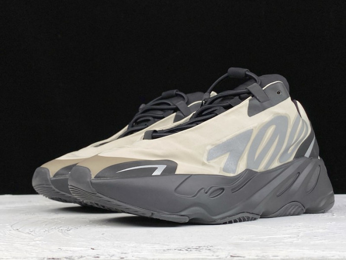 TB Adidas Yeezy Boost 700 MNVN Bone FY3729