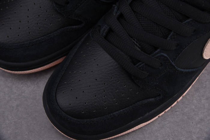 KICKWHO Nike Dunk SB Low Black Washed Coral BQ6817-003