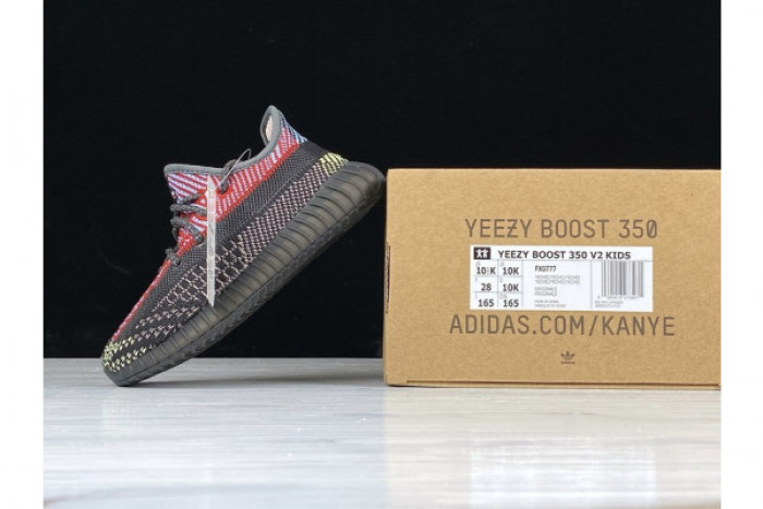 TB ADIDAS KIDS YEEZY BOOST 350 V2 YECHEIL FX0777