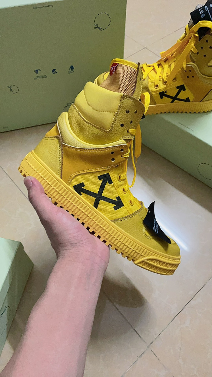 TB OFF-WHITE HIGH TOP SNEAKER