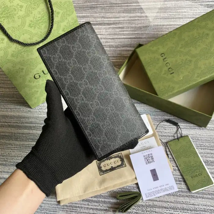 Reps LY GUCC WALLET