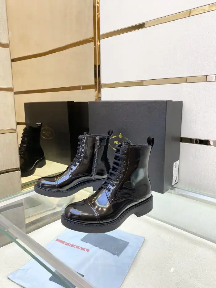 Prad BOOTS