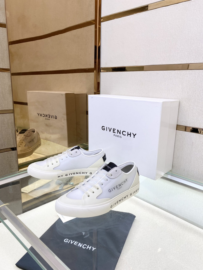 TB Givench Spectre Low-TOP SNEAKER