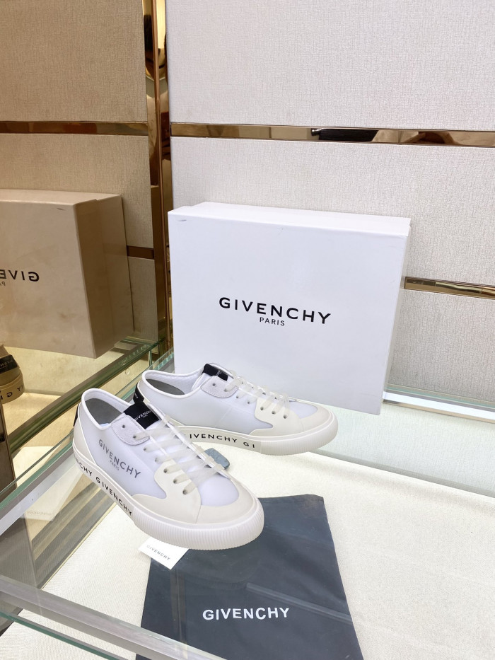 TB Givench Spectre Low-TOP SNEAKER