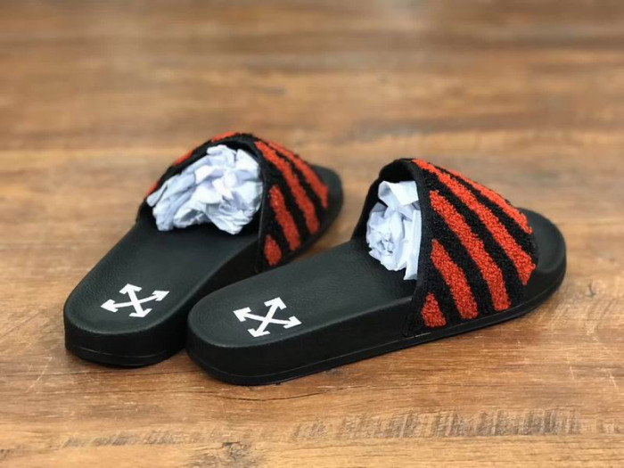 TB OFF-WHITE SLIPPERS