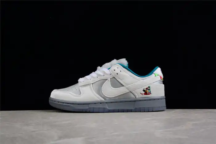 Husky Nike Dunk Low Ice (W) DO2326-001