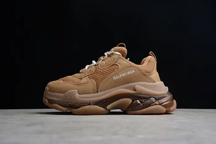 Husky BLCG TRIPLE S SNEAKER