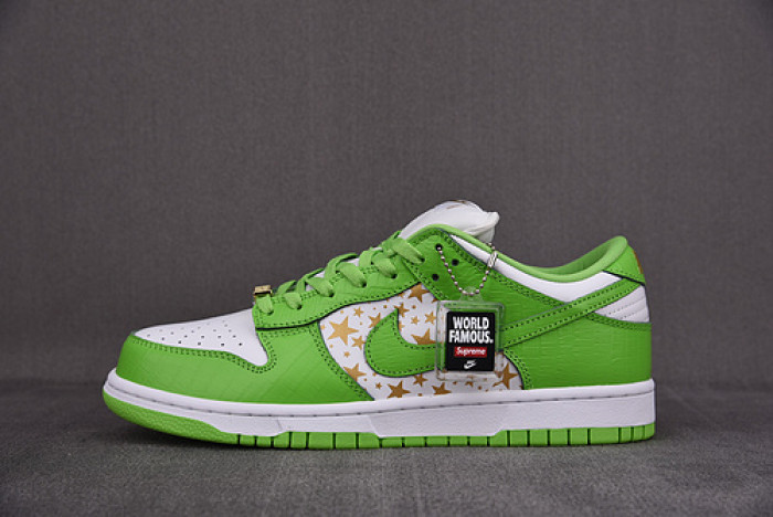 TB Nike SB Dunk Low Supre* Stars Mean Green (2021) DH3228-101