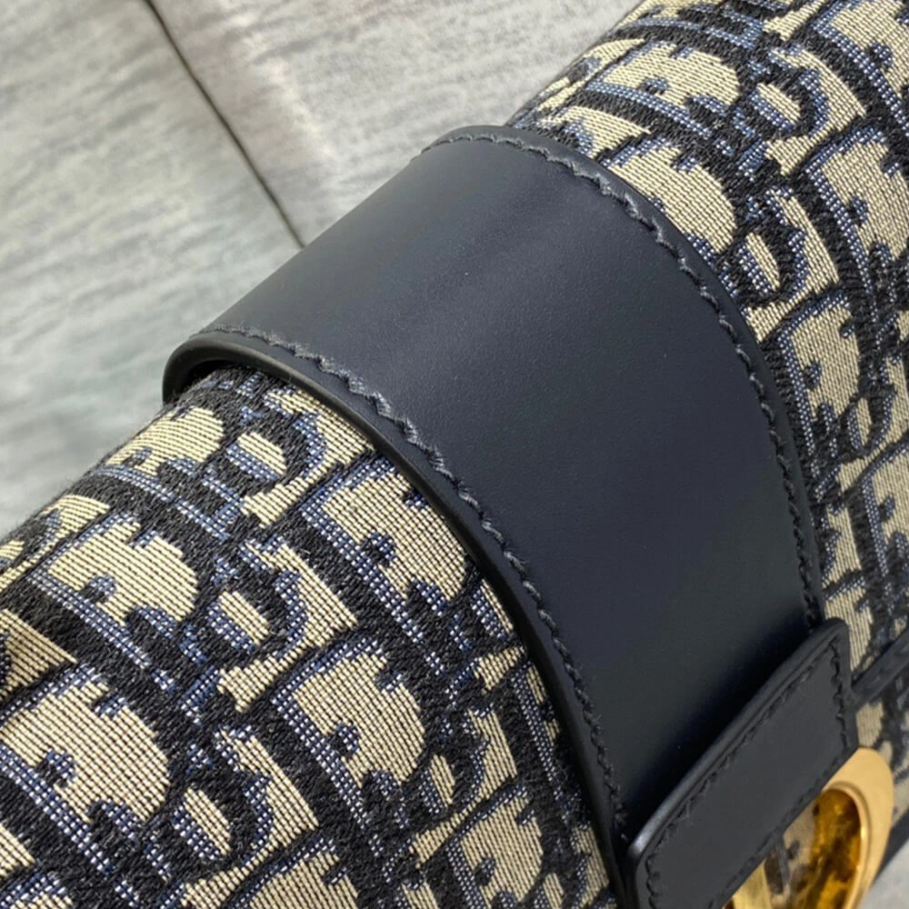 30 MONTAIGNE BAG Unique 2306