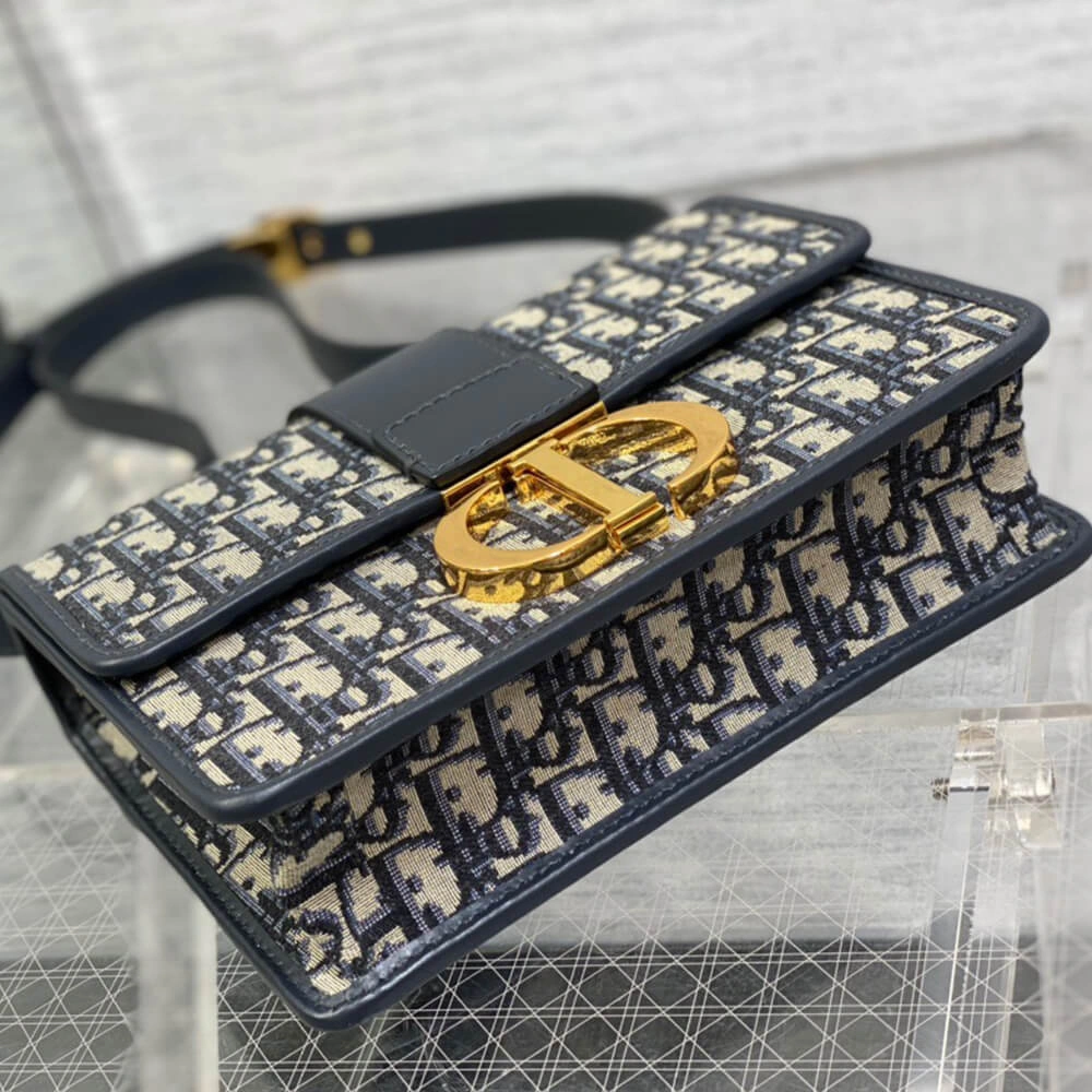 30 MONTAIGNE BAG Unique 2306