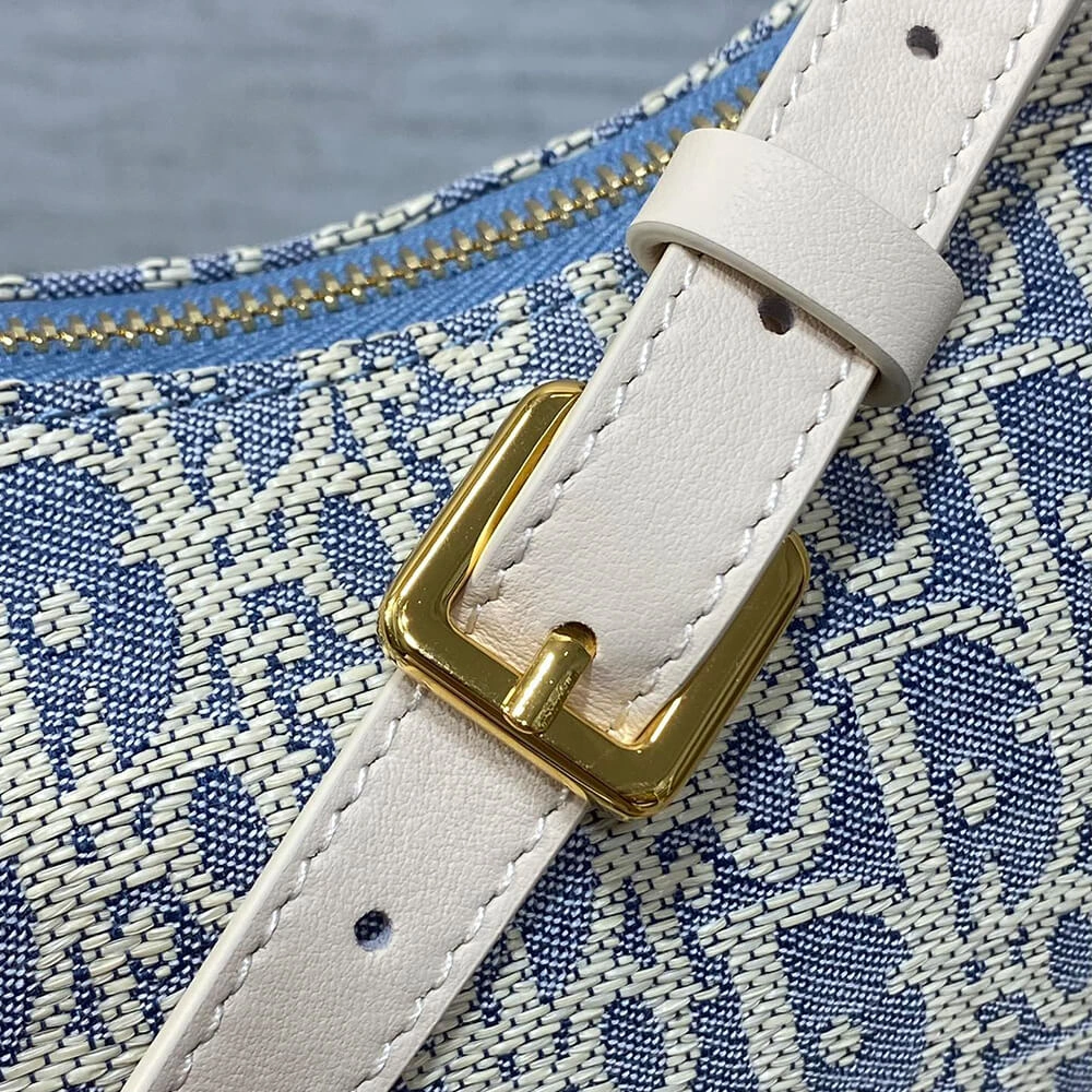 HighPerformance 30 Montaigne Cigale mini bag 2080