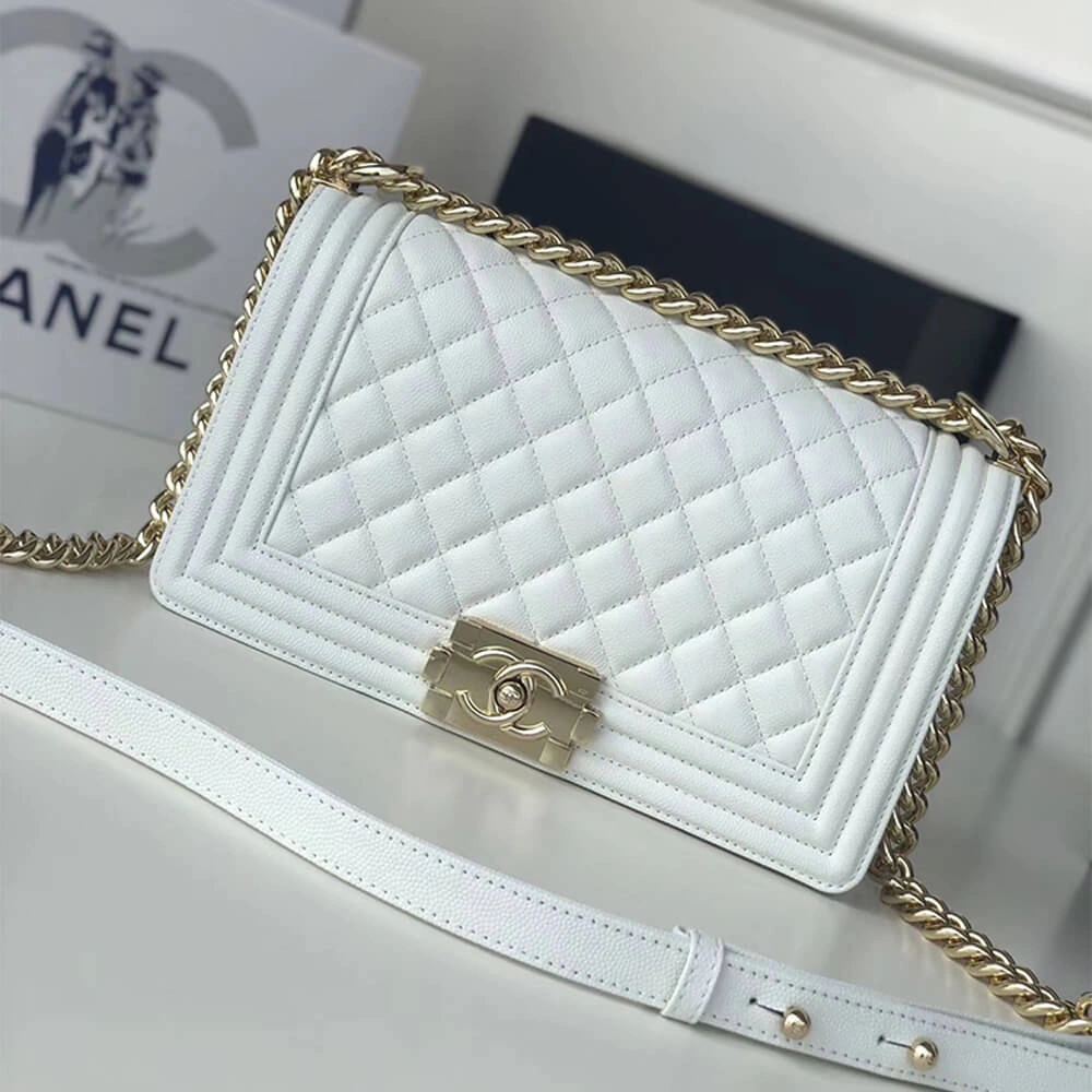BOY CHANEL HANDBAG Sleek 1648