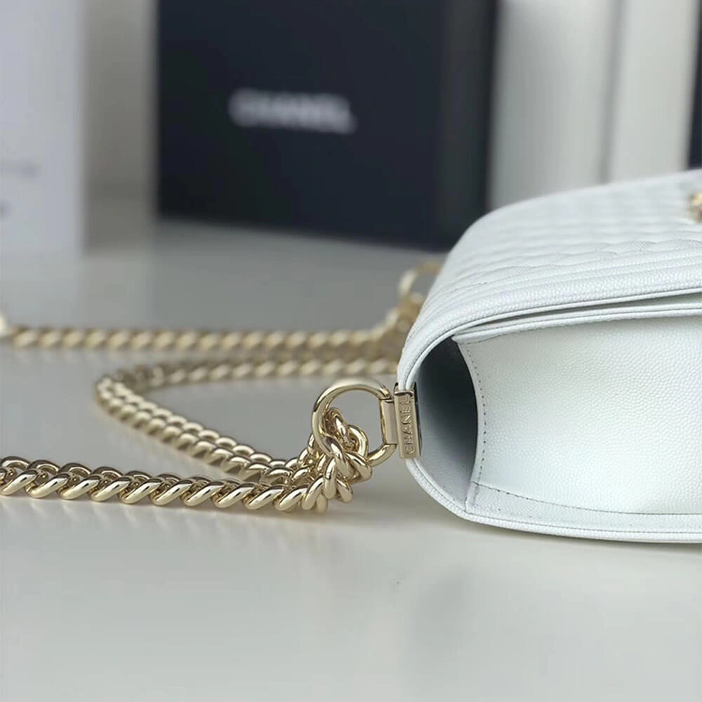 BOY CHANEL HANDBAG Sleek 1648