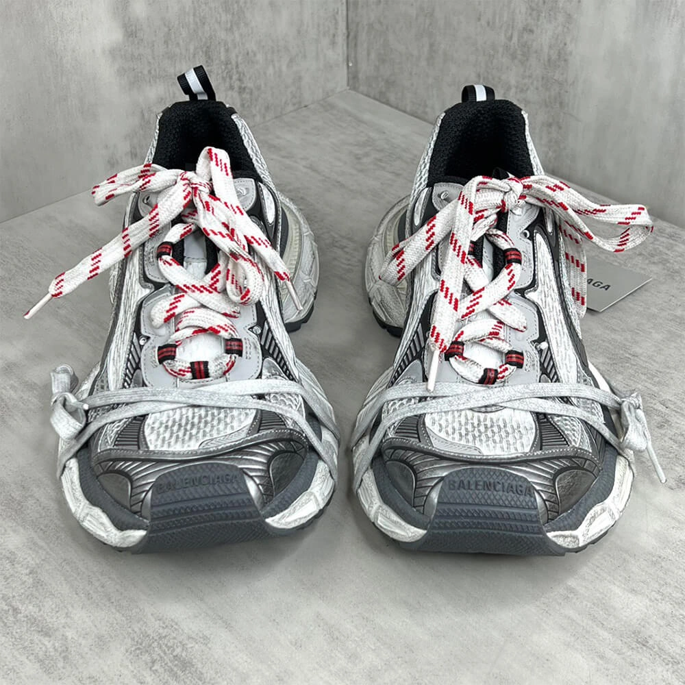 Versatile Balenciaga 3xl Sneaker 3500