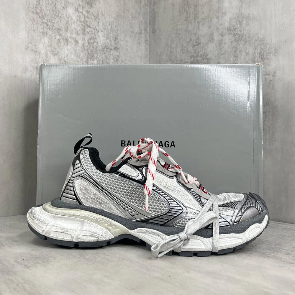Versatile Balenciaga 3xl Sneaker 3500