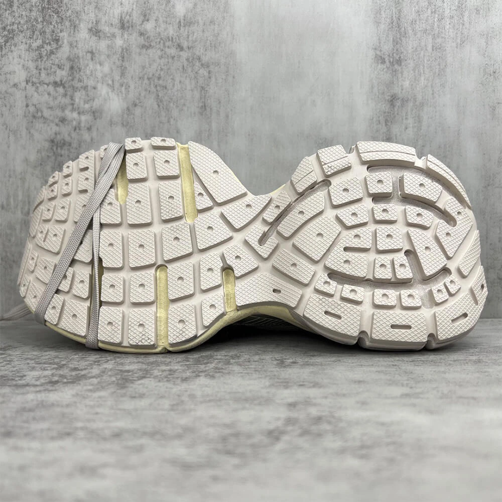 WrinkleFree Balenciaga 3xl Sneaker 3503