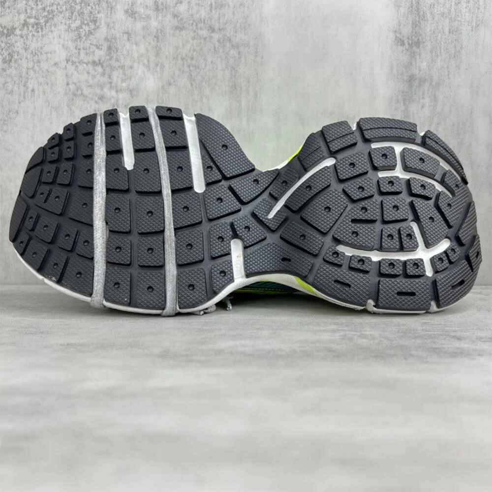 Resilient Balenciaga 3xl Sneaker 3502