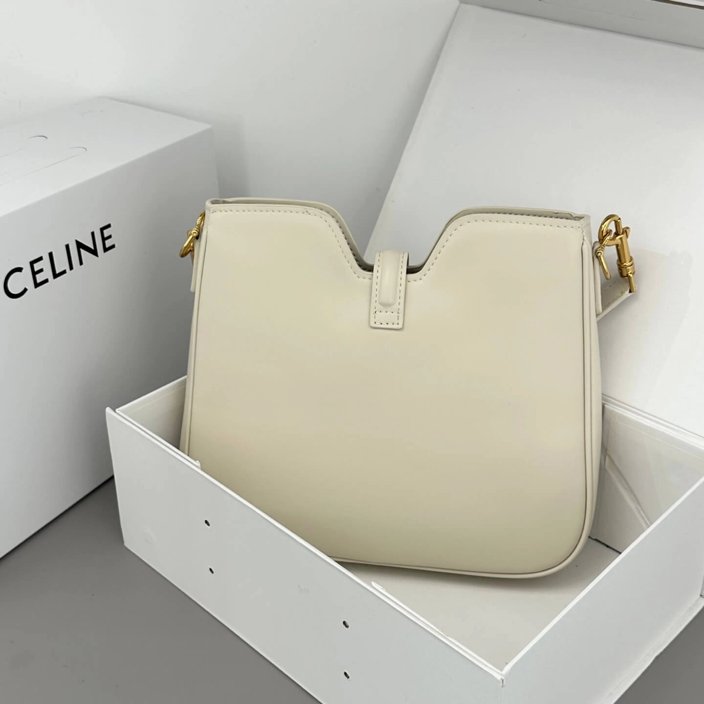 CAMILLE 16 SMALL BAG IN SMOOTH CALFSKIN(HIGH-END GRADE) Seasonal 2580