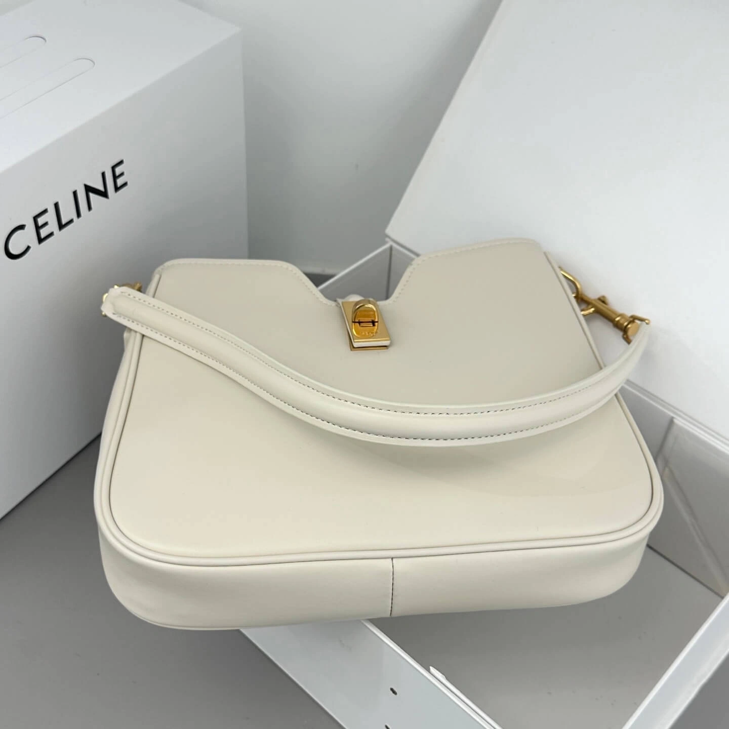 CAMILLE 16 SMALL BAG IN SMOOTH CALFSKIN(HIGH-END GRADE) Seasonal 2580